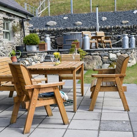 Finest Retreats - Moelis Granary - Luxury Cottage With Hot Tub Llandrillo Bagian luar foto
