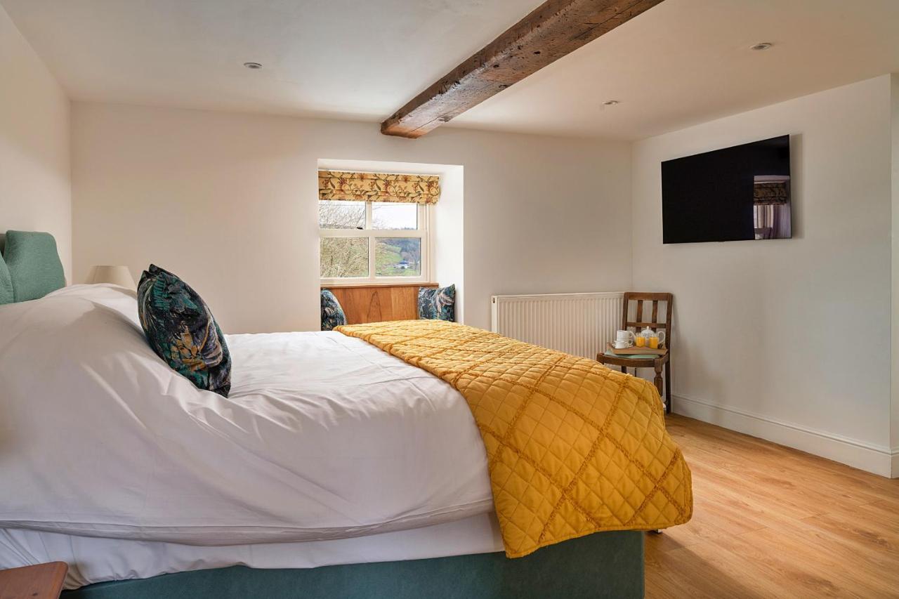 Finest Retreats - Moelis Granary - Luxury Cottage With Hot Tub Llandrillo Bagian luar foto