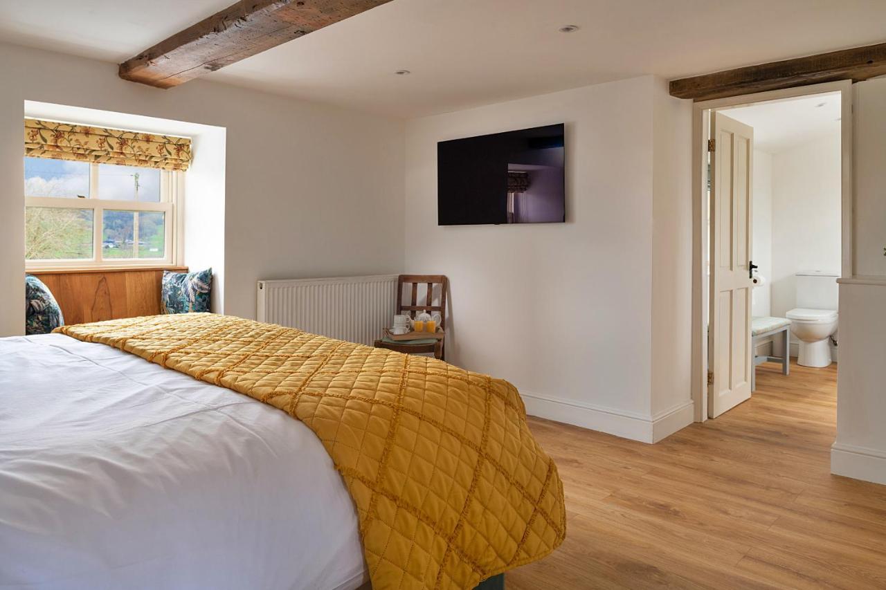 Finest Retreats - Moelis Granary - Luxury Cottage With Hot Tub Llandrillo Bagian luar foto