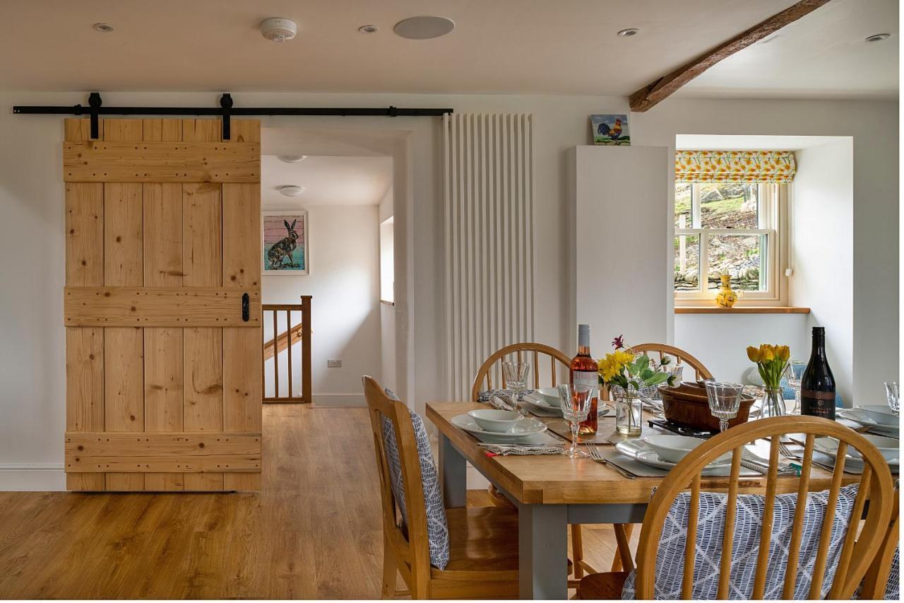 Finest Retreats - Moelis Granary - Luxury Cottage With Hot Tub Llandrillo Bagian luar foto